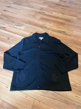 Women's Black Zip-Front Shirt Jacket with Embroidered Pockets